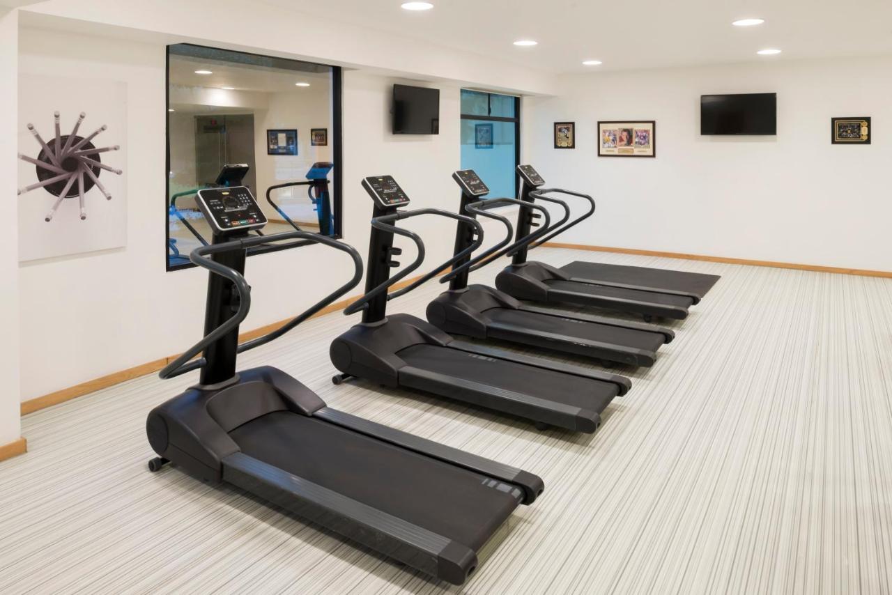 Real Inn Mexicali Exterior photo Treadmills