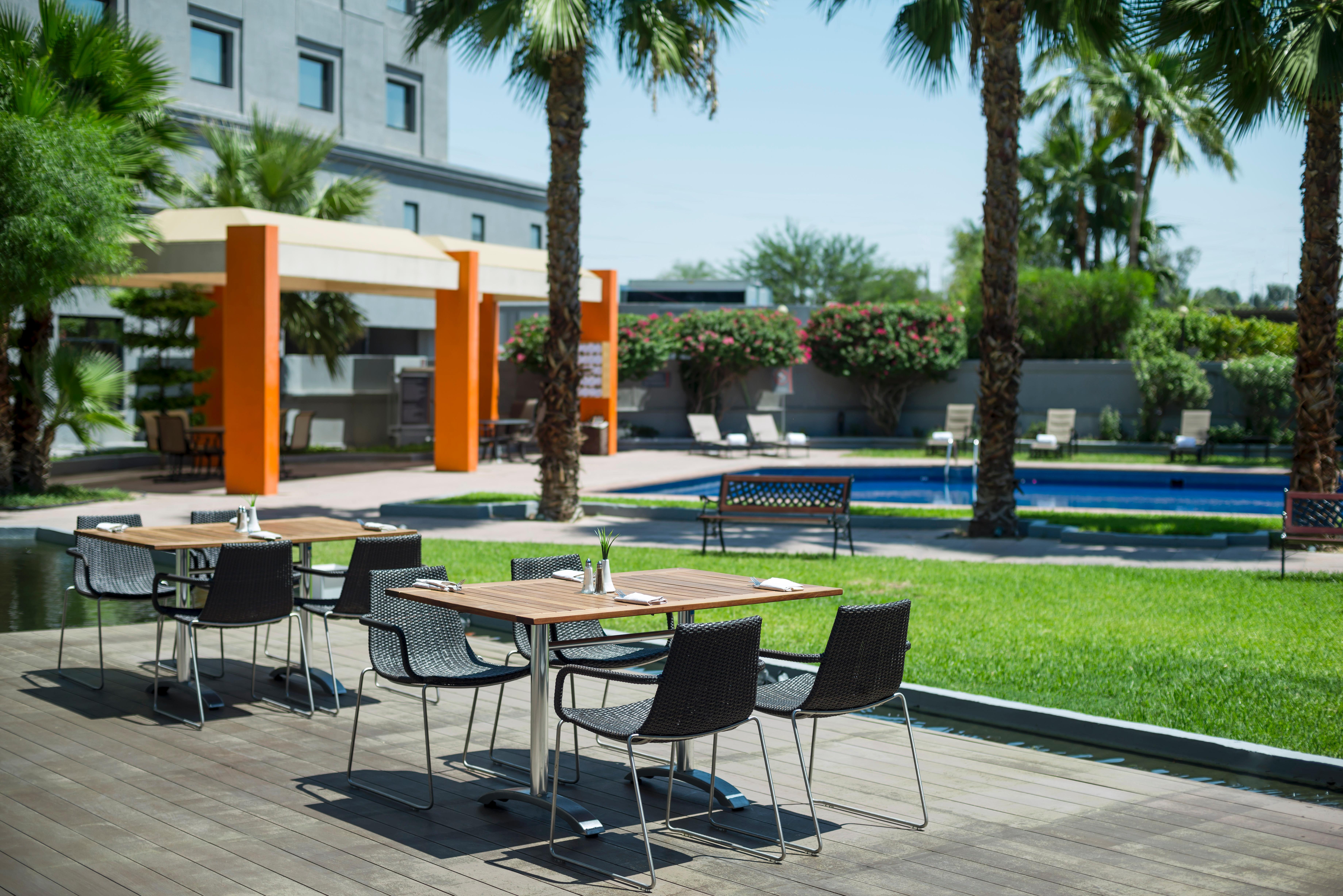 Real Inn Mexicali Exterior photo Hotel's pool