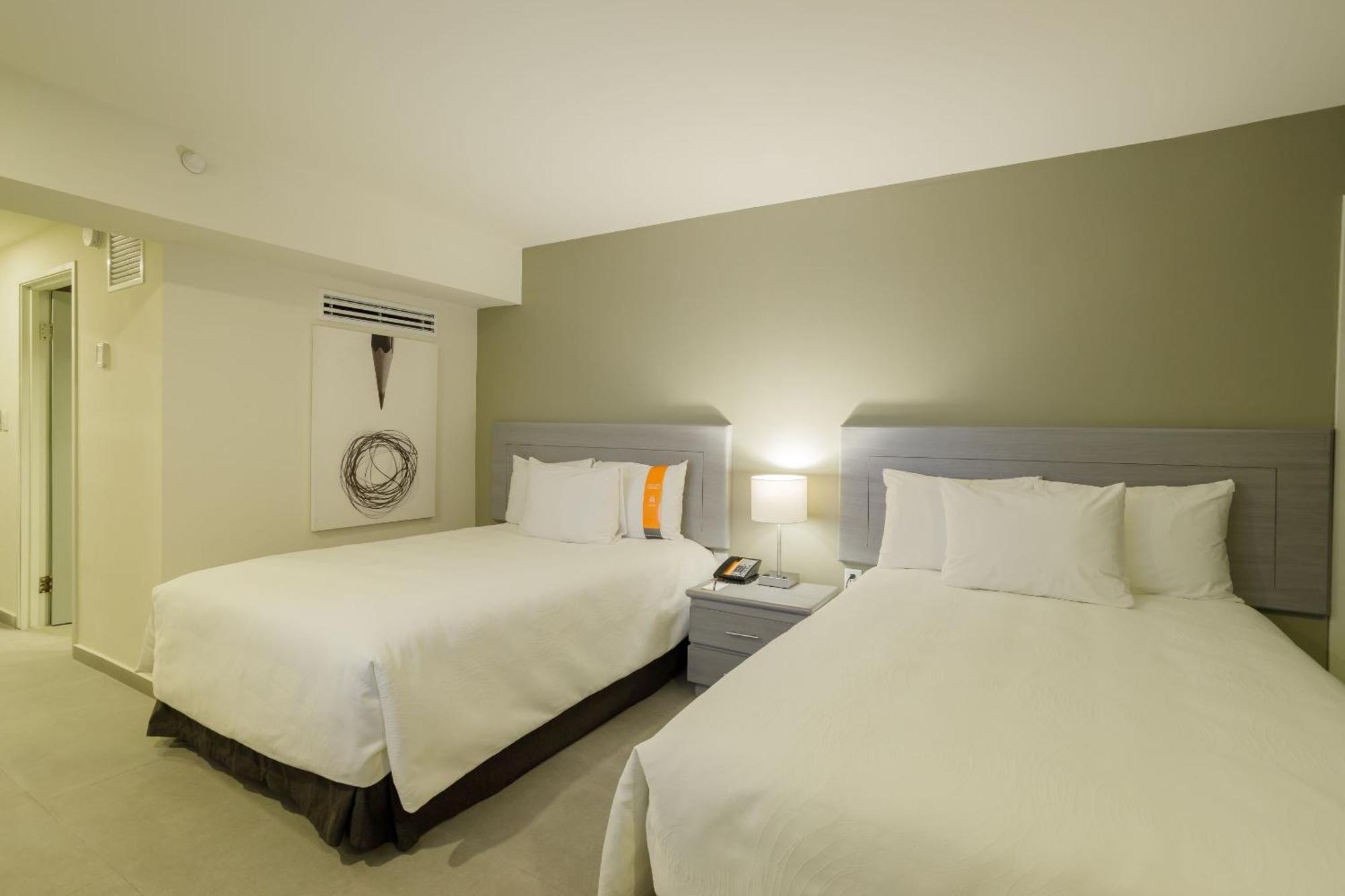 Real Inn Mexicali Exterior photo A room at the hotel